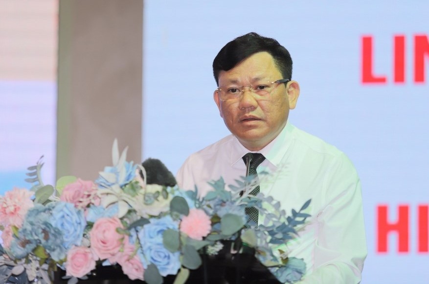  Ông Nguyễn Văn Thi - Phó Chủ tịch thường trực UBND tỉnh Thanh Hóa phát biểu tại hội nghị. Ảnh: M.H