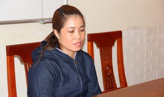 Nguyễn Thị Lan Phương (sinh năm 1982), trú tại xã Tân Xuân, huyện Tân Kỳ, tỉnh Nghệ An tại cơ quan công an. Ảnh: Công an Nghệ An