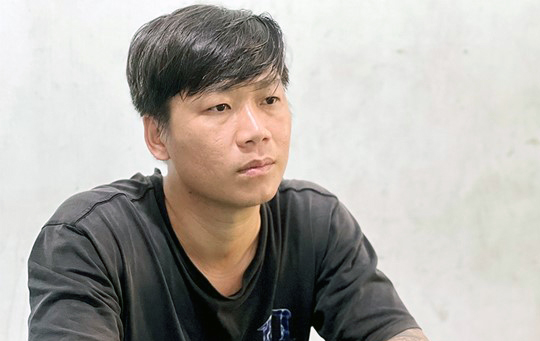 Nguyễn Thành Phát bị khởi tố, tạm giam để tiếp tục điều tra về hành vi “Tàng trữ, sử dụng, mua bán trái phép vũ khí quân dụng”. Ảnh: Công an cung cấp