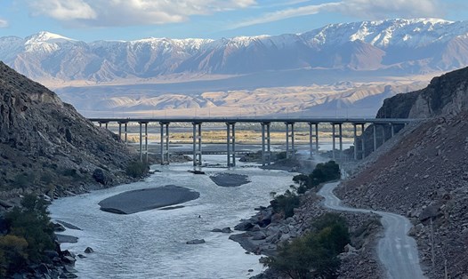 4 nhà máy thủy điện dự kiến được các công ty Trung Quốc xây dựng trên sông Naryn ở Kyrgyztan. Ảnh minh họa: novosti.kg