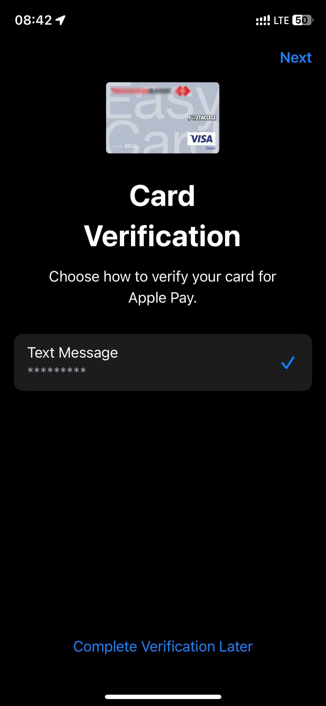 Apple sẽ xác nhận thẻ qua tin nhắn. Ảnh: Anh Vũ 