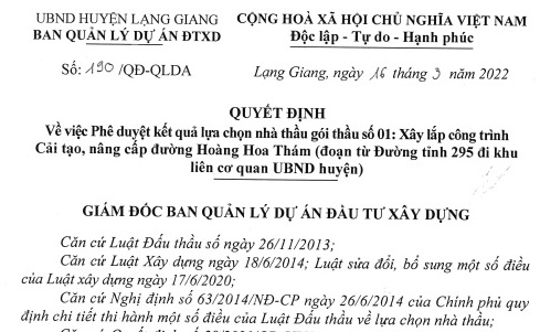 Quyết định phê duyệt kết quả lựa chọn nhà thầu với Công ty Bách Long được Ban Quản lý huyện Lạng Giang (Bắc Giang) ký vào tháng 3.2022. Ảnh: Nhóm phóng viên