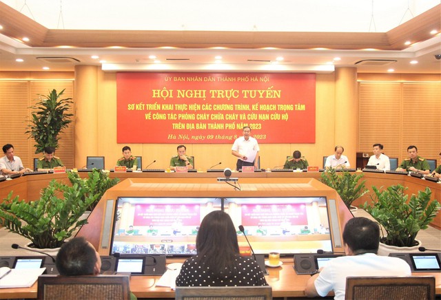 Phó Chủ tịch Thường trực UBND TP Hà Nội Lê Hồng Sơn kết luận hội nghị. Ảnh: VGP