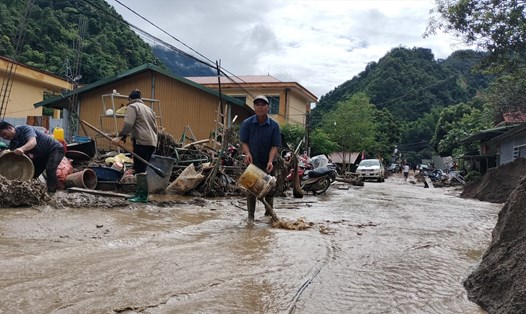 Trận mưa lũ kinh hoàng trên địa bàn huyện Mù Cang Chải, tỉnh Yên Bái đã gây nặng nề về người và tài sản. Ảnh: Bảo Nguyên