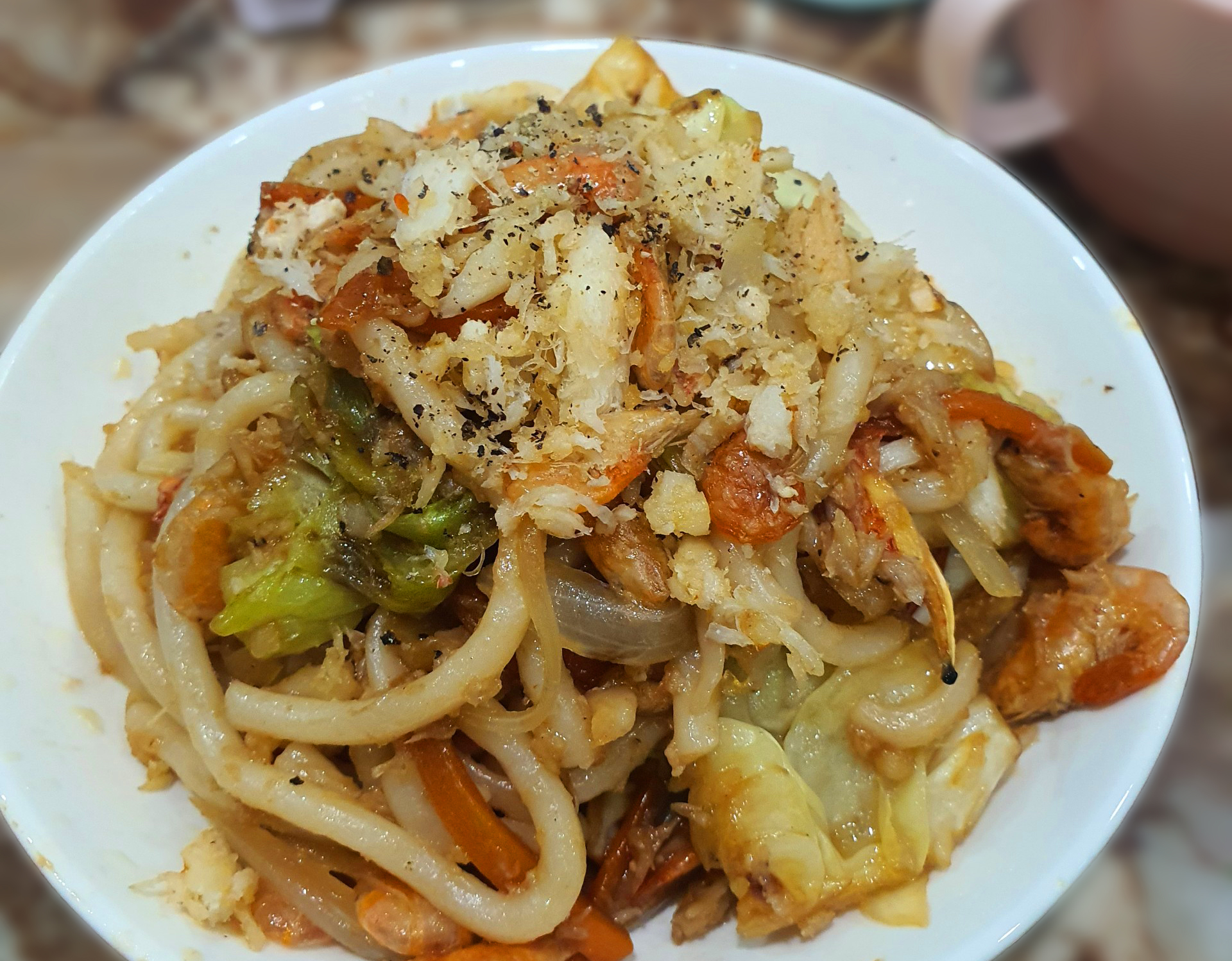 Mì Udon xào hải sản là món ăn ngon, mang nhiều chất dinh dưỡng tốt cho sức khoẻ. Ảnh: T. Đ