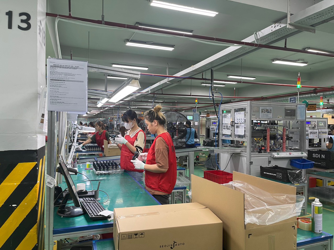 Người lao động nghỉ ốm dài ngày có được hưởng lương ngày lễ không?