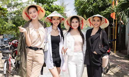  Bảo Ngọc và các hoa hậu quốc tế đội nón lá du lịch Việt Nam. Ảnh: Ban tổ chức