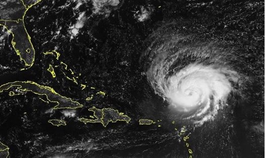 Bão Lee qua ảnh vệ tinh ngày 10.9. Ảnh: NOAA