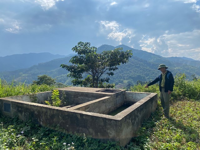 Công trình nước sạch bỏ hoang, người dân phải mua 800.000 đồng/4m3 nước 2 Công trình nước sạch bỏ hoang, người dân phải mua 800.000 đồng/4m3 nước