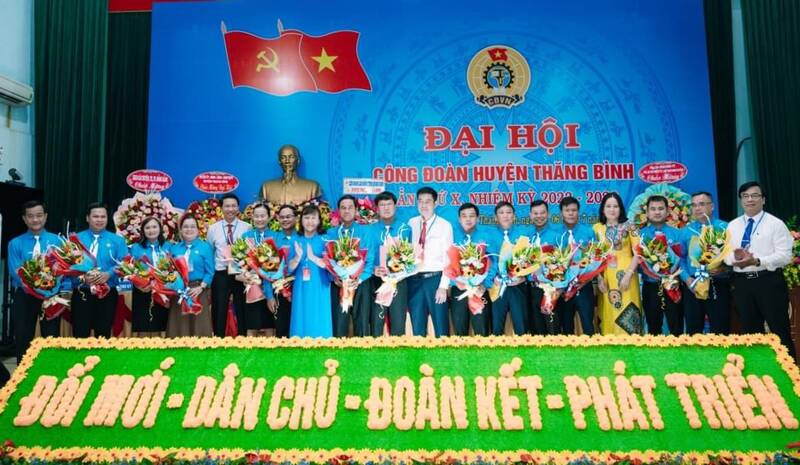 Tiêu chuẩn phẩm chất, trình độ của cán bộ Công đoàn các cấp tại Quảng Nam được chú trọng và rà soát kỹ trước khi bầu cử tại Đại hội. Ảnh Hoàng Bin 