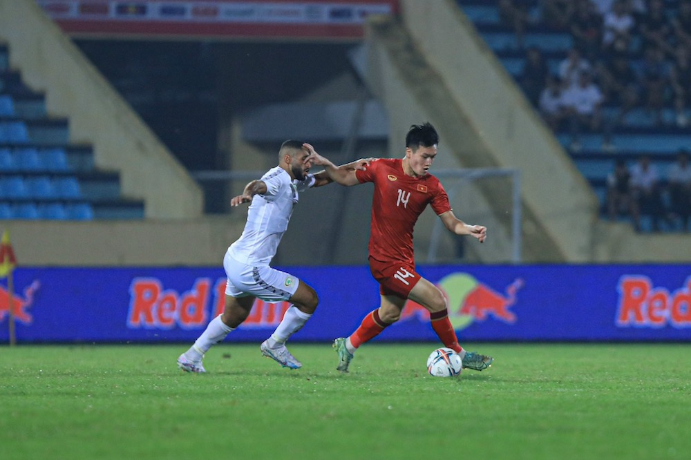 Tuyển Việt Nam có chiến thắng 2-0 trước Palestine trong trận đấu giao hữu dịp FIFA Days tháng 9.2023. Đây là trận thắng thứ 3 của đội tuyển quốc gia dưới sự dẫn dắt của huấn luyện viên Troussier. 