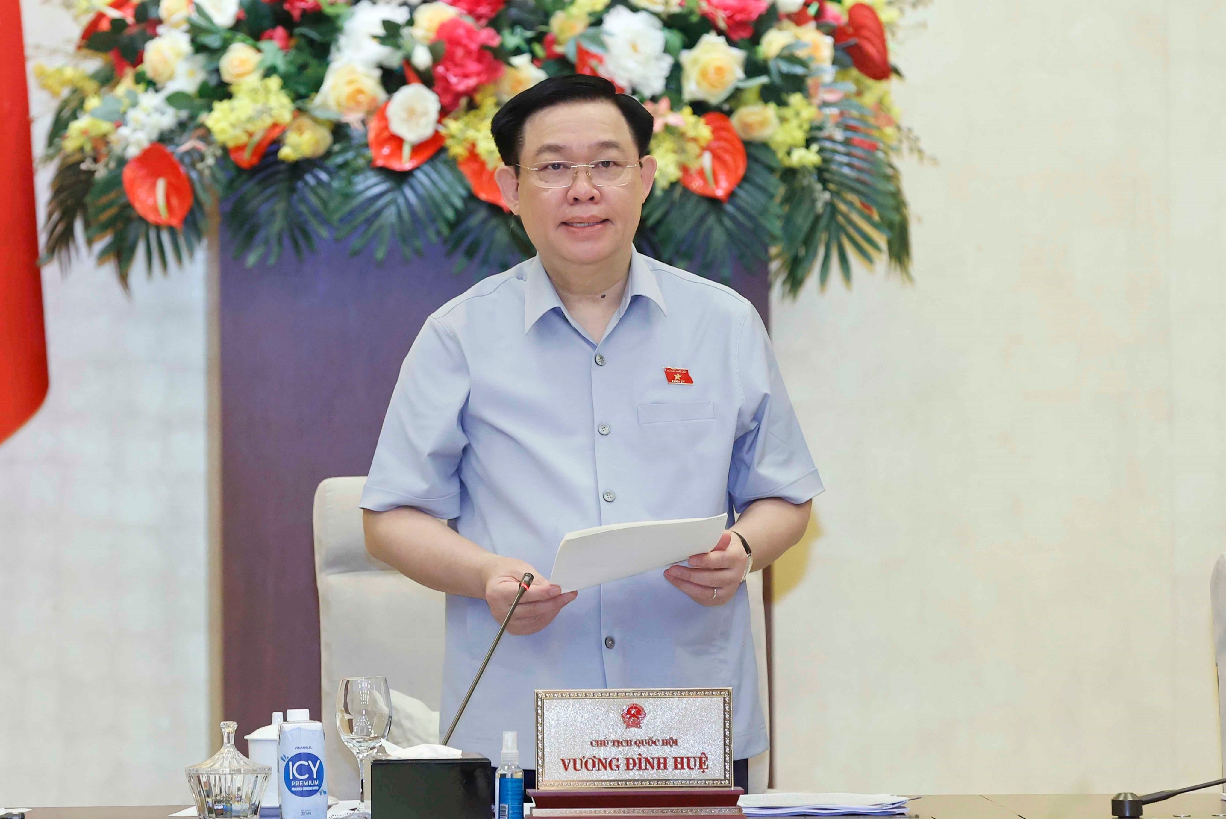 Chủ tịch Quốc hội Vương Đình Huệ phát biểu khai mạc phiên họp. Ảnh: TTXVN