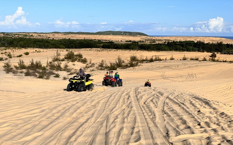 Bình Thuận đăng cai tổ chức Năm Du lịch quốc gia 2023 với chủ đề “Bình Thuận - Hội tụ xanh”. Ảnh: Duy Tuấn