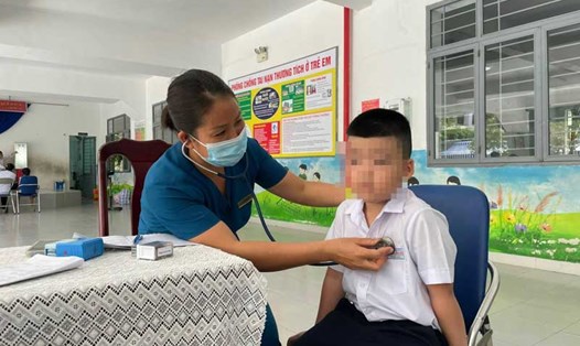 Nhiều trẻ em tại Đà Nẵng bị bệnh đau mắt đỏ được nghỉ học để tránh lây lan dịch bệnh. Ảnh: Nguyên Thi