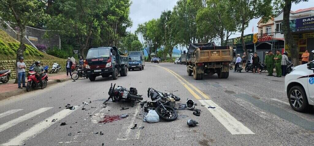 Vụ tai nạn xảy ra chiều 12.9 tại TP Đà Lạt, Lâm Đồng. Ảnh: Văn Long