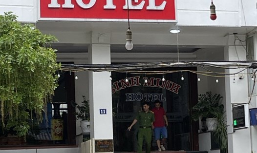 Khách sạn Bình Minh, phường Phúc Thành, thành phố Ninh Bình, nơi xảy ra sự việc. Ảnh: Diệu Anh