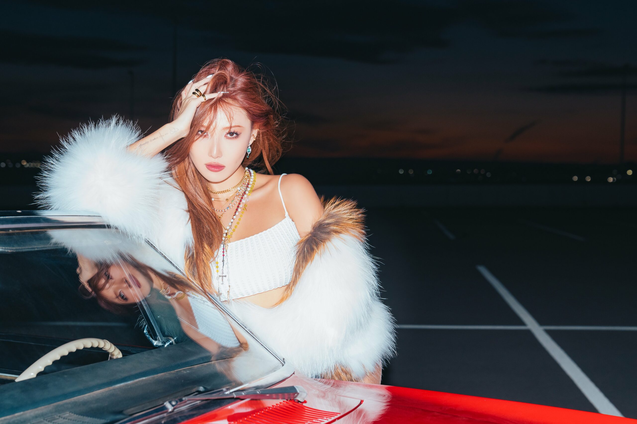 Ca sĩ Hwasa. Ảnh: Kpop Life