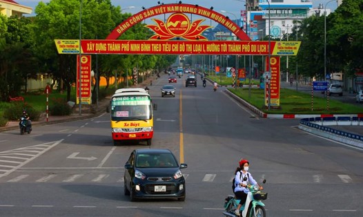 Theo lộ trình đến năm 2025, tỉnh Ninh Bình sẽ hoàn thành việc sáp nhập Tp.Ninh Bình và huyện Hoa Lư với định hướng là "Đô thị Cố đô - Di sản". Ảnh: Thế Minh