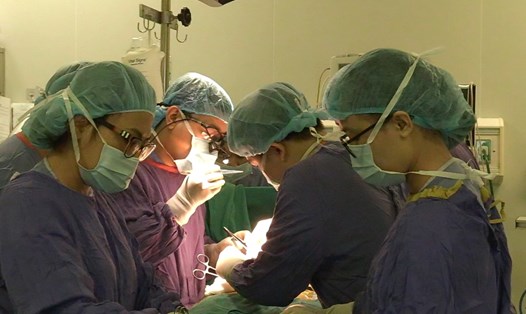 Một ca hiến tạng tại Bệnh viện Hữu nghị Việt Đức. Ảnh: Bệnh viện cung cấp