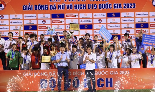U19 nữ Phong Phú Hà Nam đăng quang tại giải U19 nữ Quốc gia 2023. Ảnh: VFF
