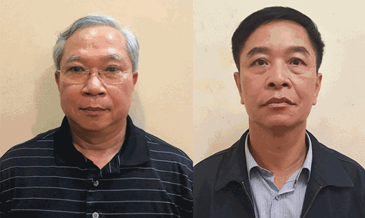 Tại giai đoạn 2 vụ án cao tốc Đà Nẵng - Quảng Ngãi, hai cựu Tổng Giám đốc VEC Mai Tuấn Anh và Trần Văn Tám (từ trái qua) bị truy tố, đưa ra xét xử. Ảnh: BCA