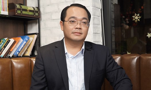 Ông Huỳnh Minh Tuấn - Nhà sáng lập CTCP FIDT - đánh giá giao dịch bằng robot là bước tiến lớn trong thị trường chứng khoán. Ảnh: Đức Mạnh 