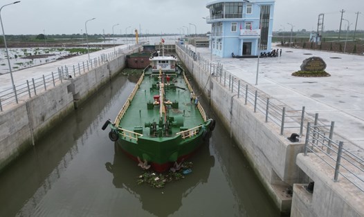 Bộ Giao thông Vận tải công bố luồng đường thủy nội địa mới ở Nam Định. Ảnh: Lương Hà