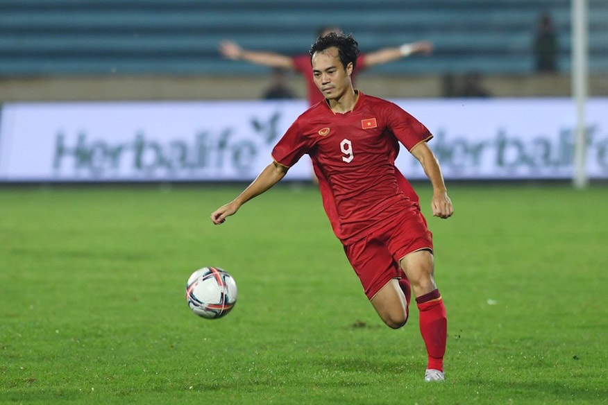 Văn Toàn sẽ thi đấu cho Nam Định ở V.League 2023-2024. Ảnh: Minh Dân