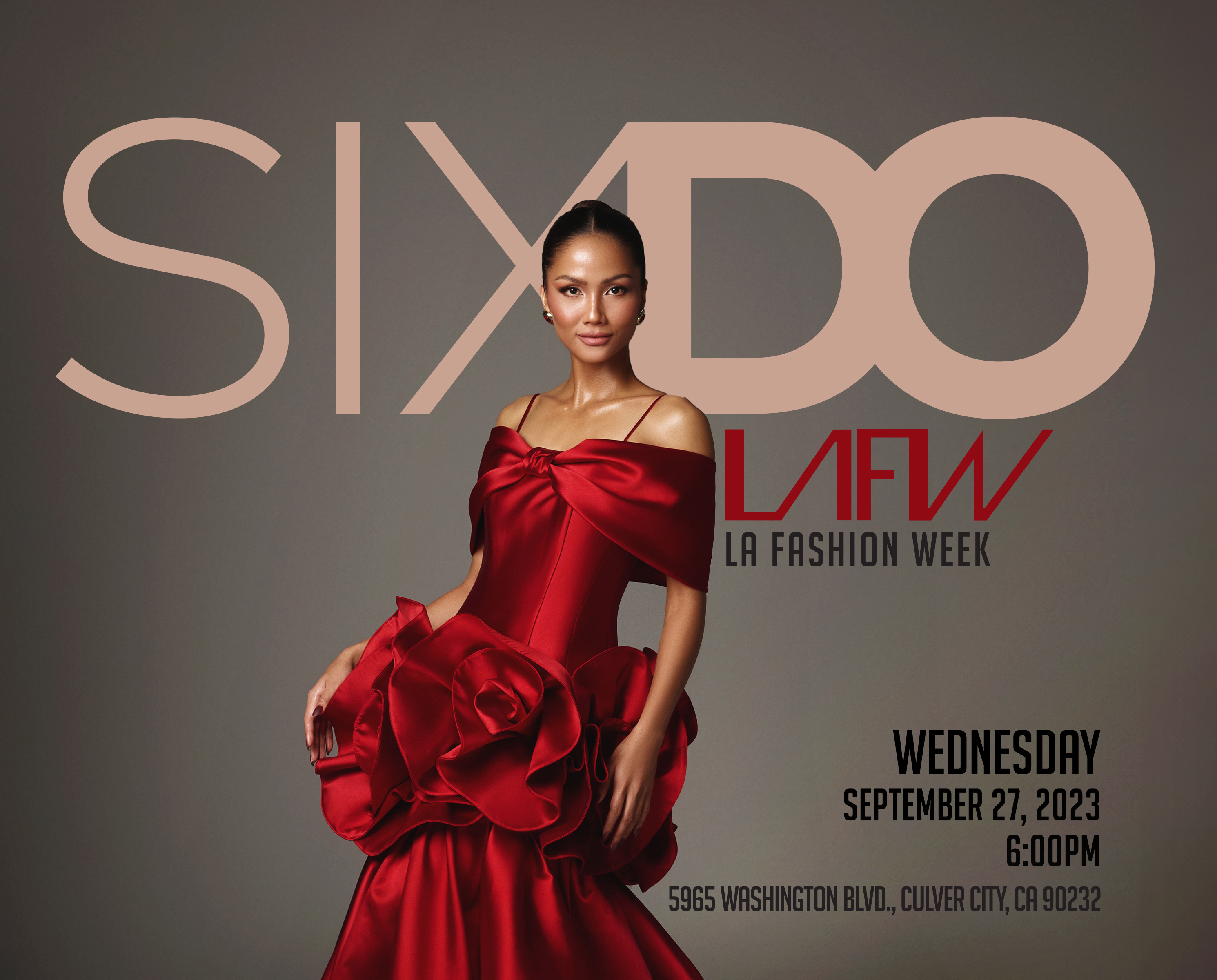 Hoa hậu H'Hen Niê là gương mặt người mẫu chính trong show diễn của NTK Đỗ Mạnh Cường 
