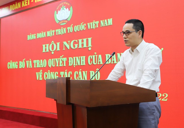 Tân Phó Chủ tịch Viện Hàn lâm Khoa học Xã hội Việt Nam Tạ Minh Tuấn. Ảnh: TTXVN