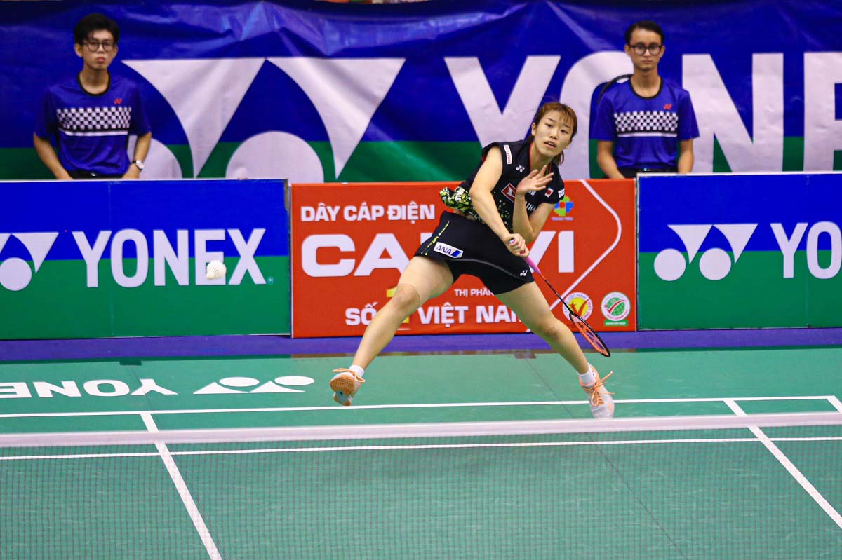 Bất chấp sự cổ vũ cuồng nhiệt từ khán đài dành cho Nguyễn Thùy Linh, Suizu Manami đã giành chiến thắng 21-16 ở ván thứ 2, buộc trận đấu phải bước vào ván 3 quyết định.
