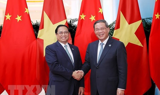 Thủ tướng Chính phủ Phạm Minh Chính hội đàm với Thủ tướng Quốc vụ viện Trung Quốc Lý Cường. Ảnh: TTXVN
