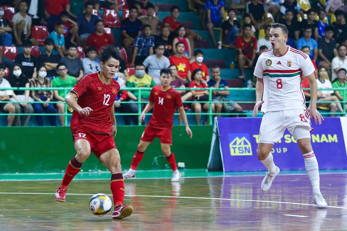 Những  gì tuyển futsal Việt Nam có thể làm được là bàn danh dự ở phút 38 nhờ công của Minh Trí.