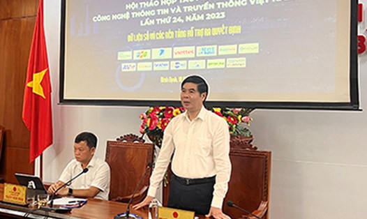 Phó chủ tịch UBND tỉnh Bình Định lâm Hải Giang chủ trì họp báo. Ảnh: Xuân Nhàn
