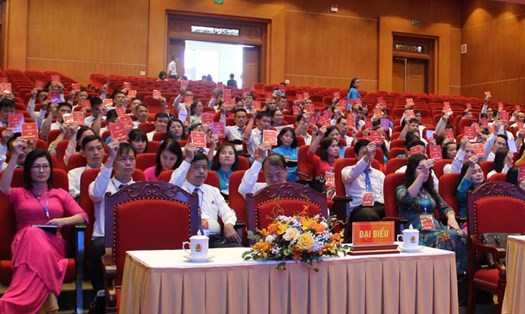 250 đại biểu dự phiên thứ nhất Đại hội Công đoàn tỉnh Cao Bằng 2023–2028. Ảnh: Tân Văn.
