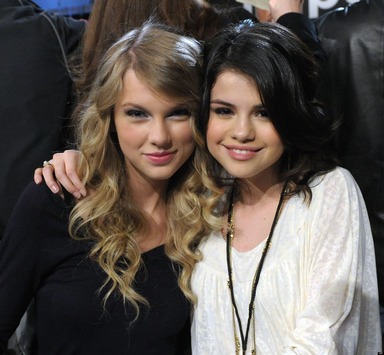 Taylor Swift thừa nhận tình bạn với Selena Gomez là mối quan hệ bạn bè lâu dài nhất của cô. Ảnh: People
