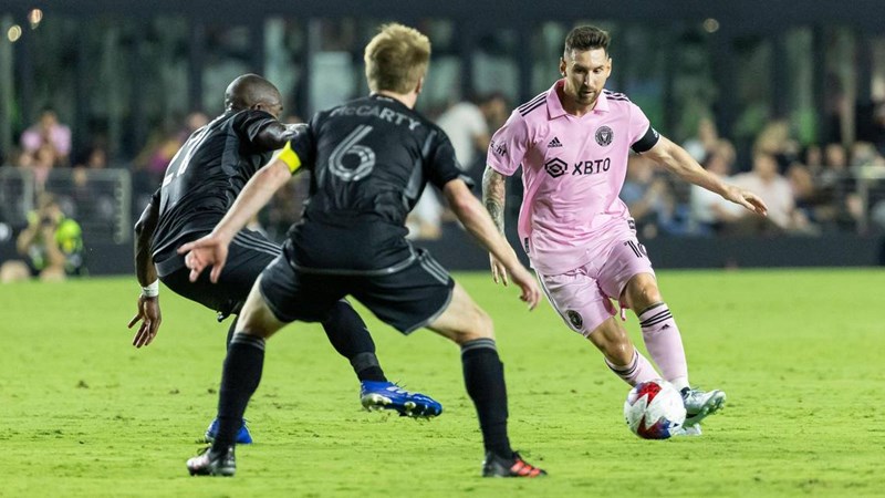 Inter Miami và Messi phải đổi khách sạn trước thềm trận đấu với Los Angeles