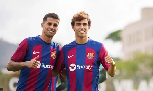 Bộ đôi người Bồ Đào Nha cập bến Barca dưới dạng cho mượn. Ảnh: CLB Barcelona