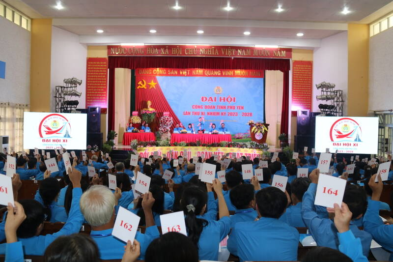 Đại hội XI Công đoàn Phú Yên có 245 đại biểu tham dự.Ảnh: Phương Linh 