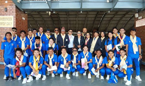Đội hình tuyển nữ Nepal tham dự ASIAD 19. Ảnh: Kantipur TV