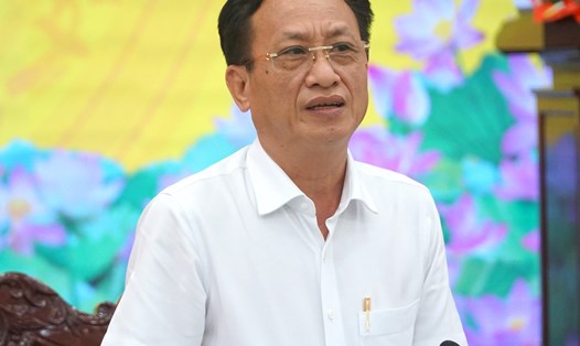 Chủ tịch UBND tỉnh Bạc Liêu kêu gọi người dân giao nộp vũ khí, vật liệu nổ... Ảnh: Nhật Hồ