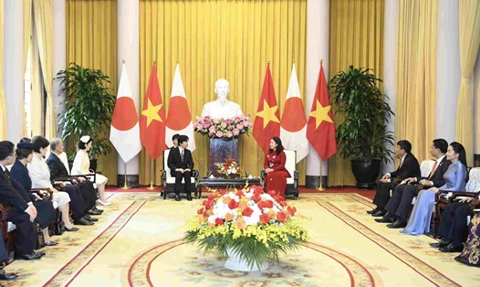 Phó Chủ tịch nước Võ Thị Ánh Xuân và Hoàng Thái tử Nhật Bản Akishino. Ảnh: Hải Nguyễn