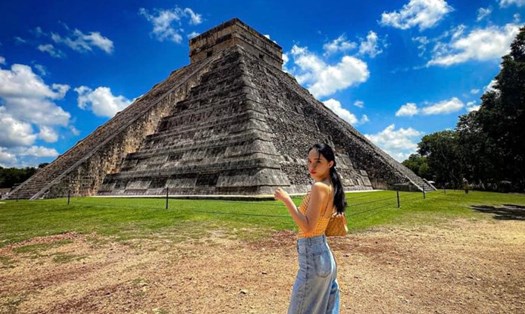 Hương Giang du lịch Mexico. Ảnh: Facebook nhân vật