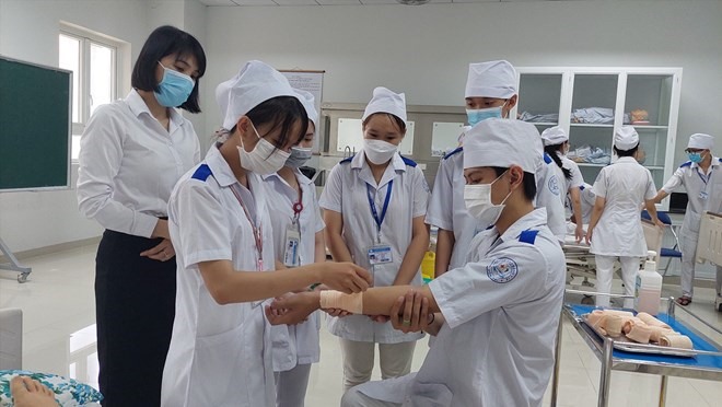 Sở Y tế Hà Nội thi tuyển chức danh giám đốc cho 5 đơn vị. Ảnh: Hà Anh Chiến