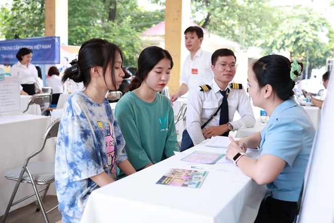 Cải cách tiền lương, tạo cú hích cho thị trường lao động