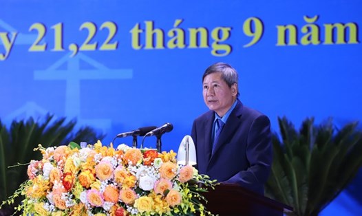 Ông Trần Thanh Hải, Phó Chủ tịch Thường trực Tổng Liên đoàn Lao động Việt Nam phát biểu tại Đại hội Công đoàn tỉnh Hoà Bình, nhiệm kỳ 2023 - 2028. Ảnh: Minh Thành