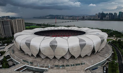 Sân vận động Trung tâm Thể thao Olympic Hàng Châu là nơi diễn ra Lễ khai mạc ASIAD 19. Ảnh: AFP