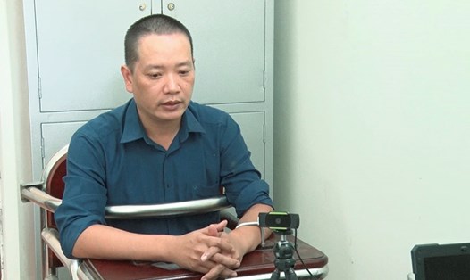 Đối tượng Quàng Huy Hà – Giám đốc doanh nghiệp Mạnh Hà - Điện Biên tại cơ quan công an. Ảnh: CACC