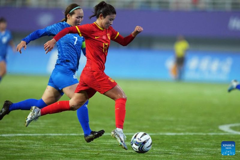 Đội tuyển nữ Trung Quốc áp đảo hoàn toàn đối thủ Mông Cổ. Ảnh: Xinhua News