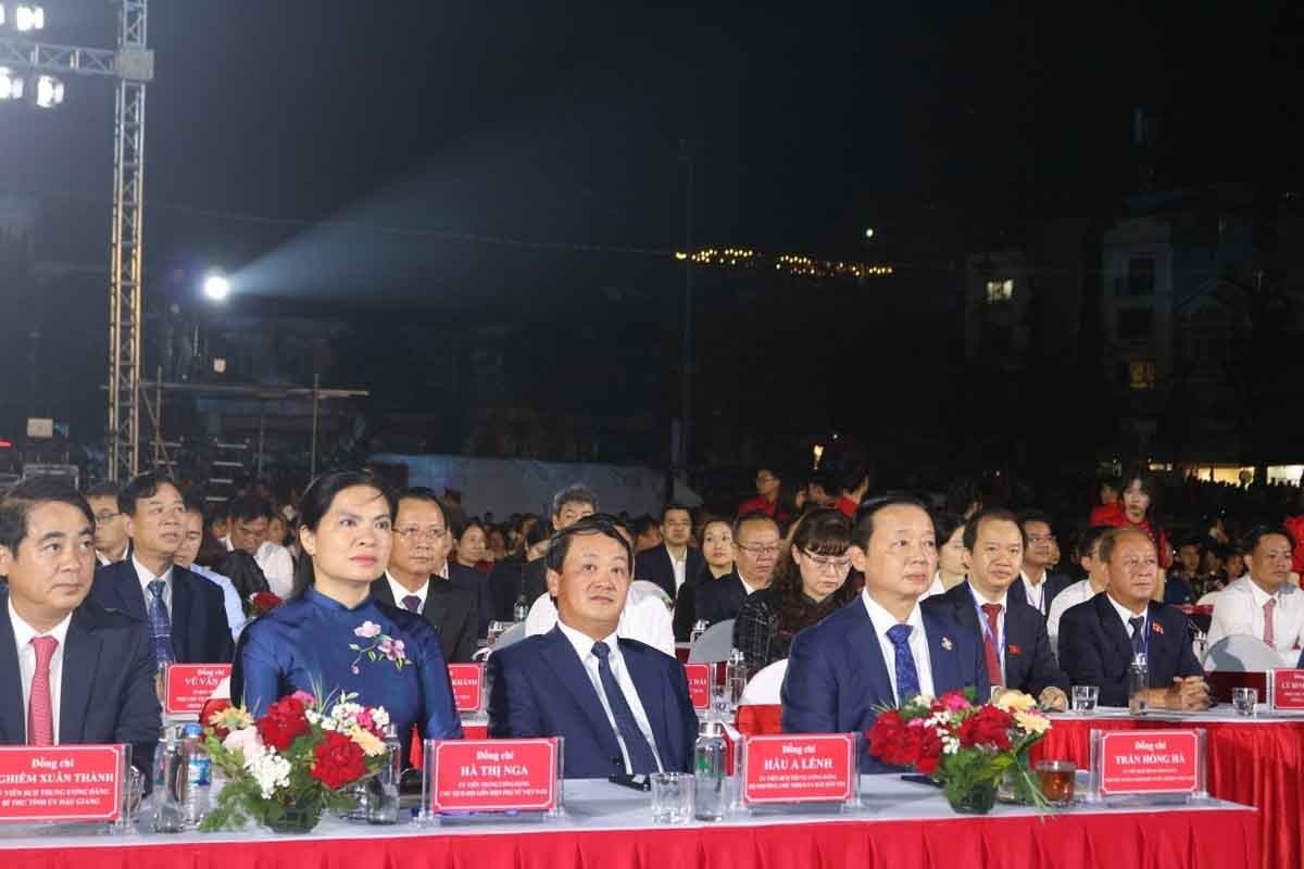ham dự buổi lễ có Phó Thủ tướng Chính phủ Trần Hồng Hà và nhiều lãnh đạo các bộ, ban, ngành Trung ương; lãnh đạo một số tỉnh, thành phố trong nước.